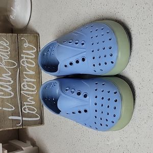 Native shoes size c11